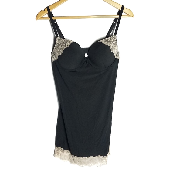 Victoria's Secret Other - Victoria's Secret black slip size 34D